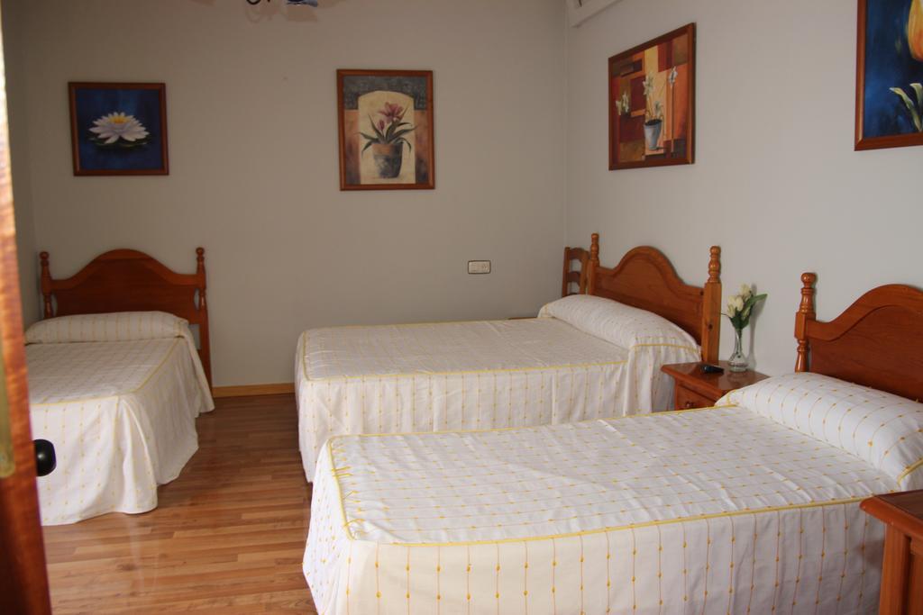 Hostal Cristina Chipiona Ngoại thất bức ảnh