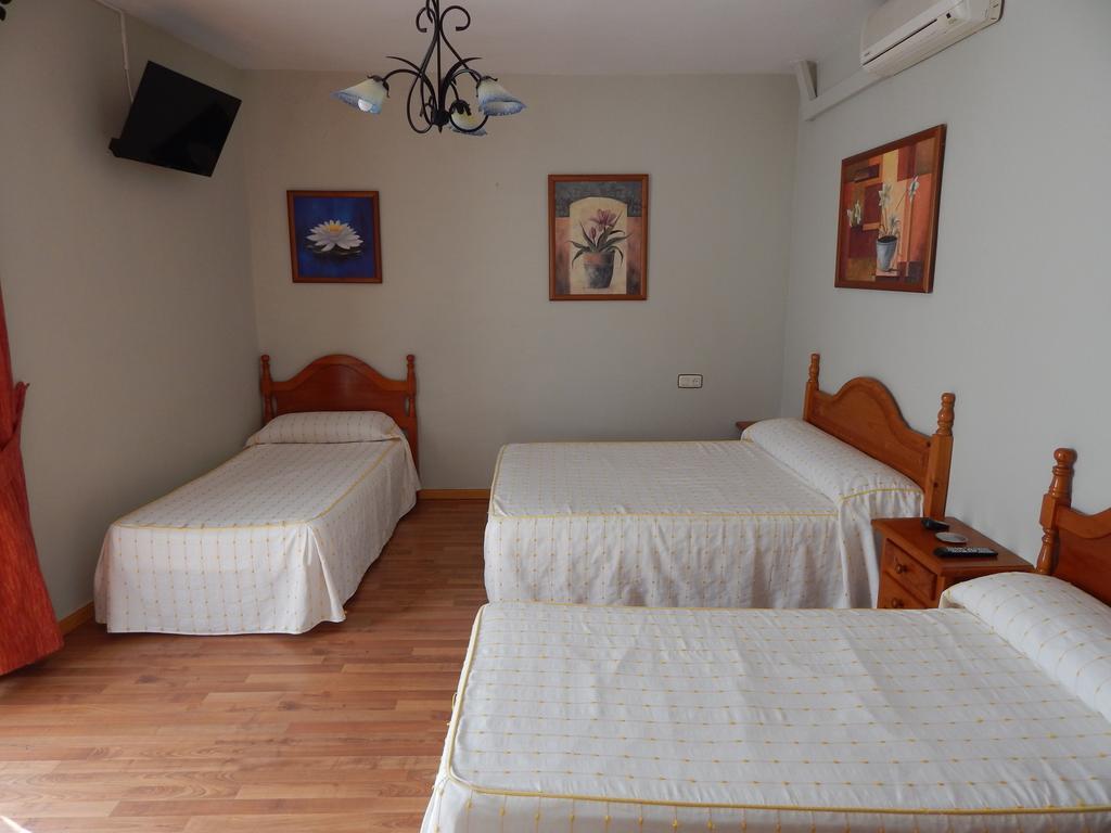 Hostal Cristina Chipiona Ngoại thất bức ảnh