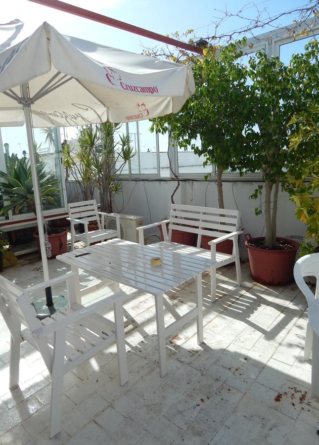 Hostal Cristina Chipiona Ngoại thất bức ảnh